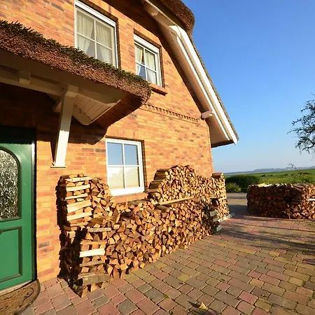 Lägenhet Ferienwohnung-sonnenkamp-in-gross-zicker-halbinsel-moenchgut *