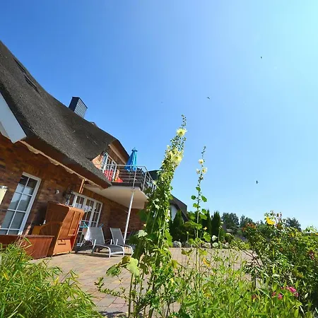 Ferienwohnung-sonnenkamp-in-gross-zicker-halbinsel-moenchgut * Groß Zicker