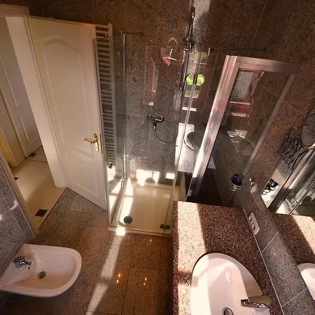 Ferienwohnung-sonnenkamp-in-gross-zicker-halbinsel-moenchgut Lägenhet *