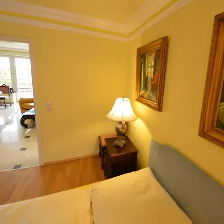Ferienwohnung-sonnenkamp-in-gross-zicker-halbinsel-moenchgut *