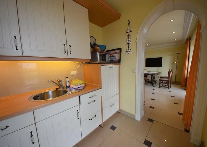 Ferienwohnung-sonnenkamp-in-gross-zicker-halbinsel-moenchgut 公寓 Groß Zicker