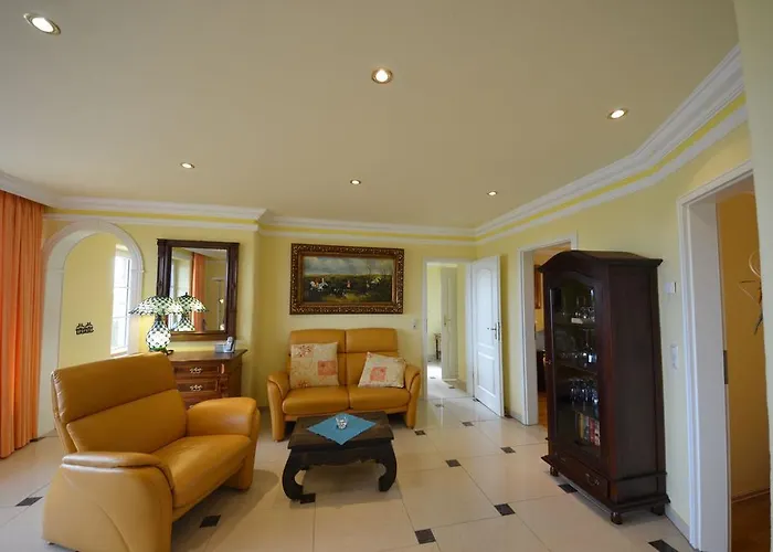 Ferienwohnung-sonnenkamp-in-gross-zicker-halbinsel-moenchgut 公寓