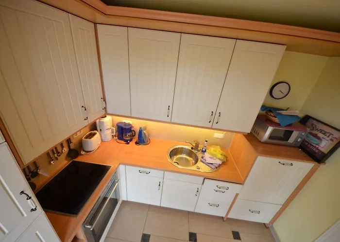 公寓 Ferienwohnung-sonnenkamp-in-gross-zicker-halbinsel-moenchgut Groß Zicker