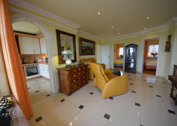 公寓 Ferienwohnung-sonnenkamp-in-gross-zicker-halbinsel-moenchgut Groß Zicker